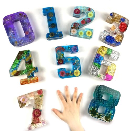 Siliconenmal 16 cm Letter F voor Epoxy Resin, Zeep, Kaars etc