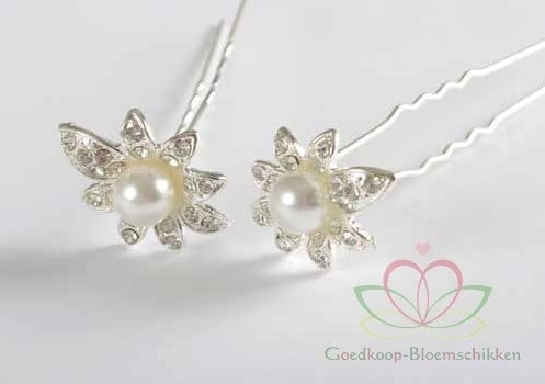 [A-009777] Brochespeld Lily Cream doosje 6 stuks