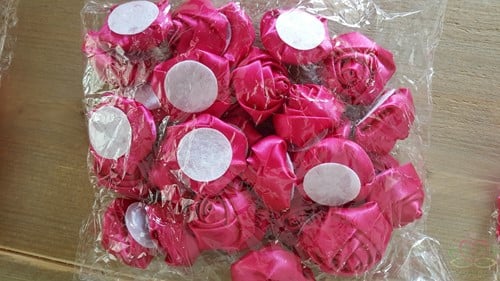 [A-012454] Satijnroos voor Broche Bruidsboeket Azalea D 3,5-4 cm 10 stuks
