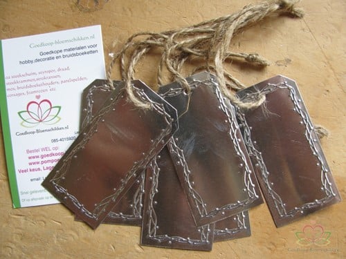 [A-010351] Metalen label te beschrijven 7x3,5 cm met jute 6 stuks